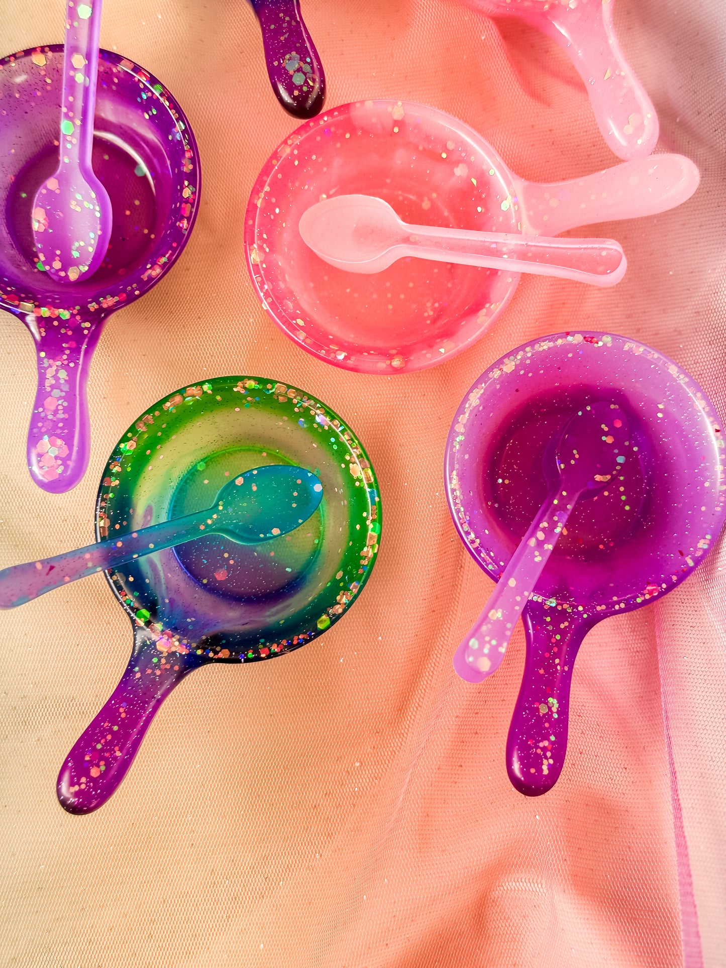 Play Scoop Set, Sensory Play Scoop Set (Moonbeam)