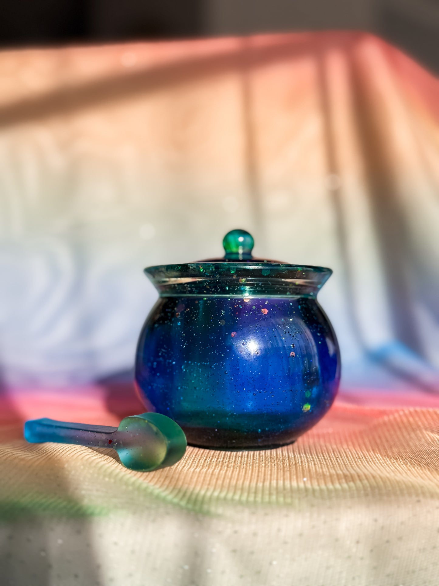 Resin Play Pot (Moonbeam)